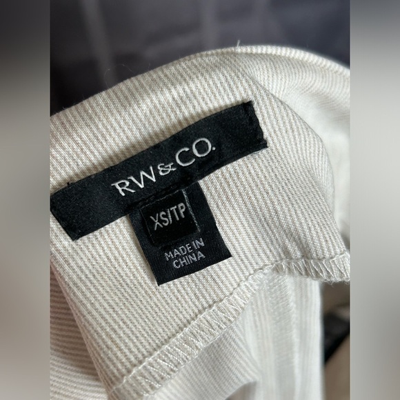 ✨4/$30 R&W Co Pencil  skirt - Picture 4 of 4